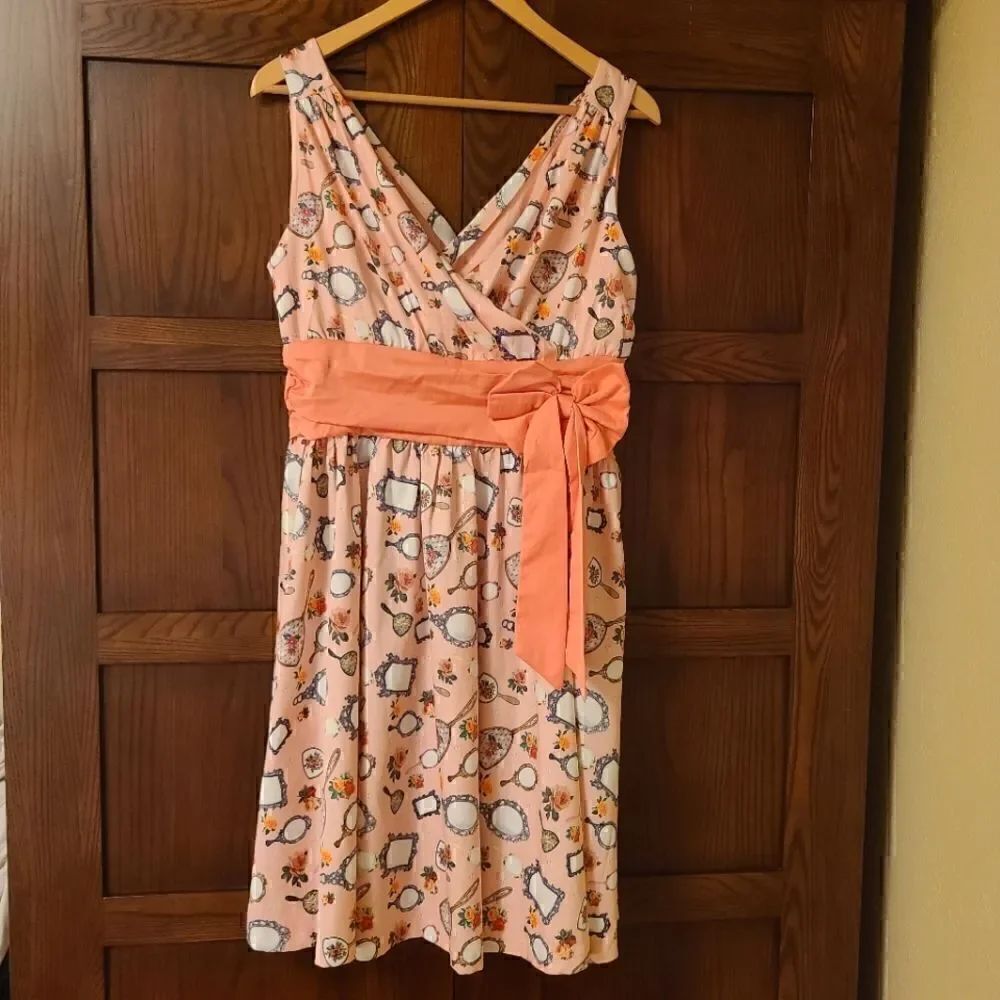 Lindy Bop Harper Dress in Pink Mirrors Size 10
